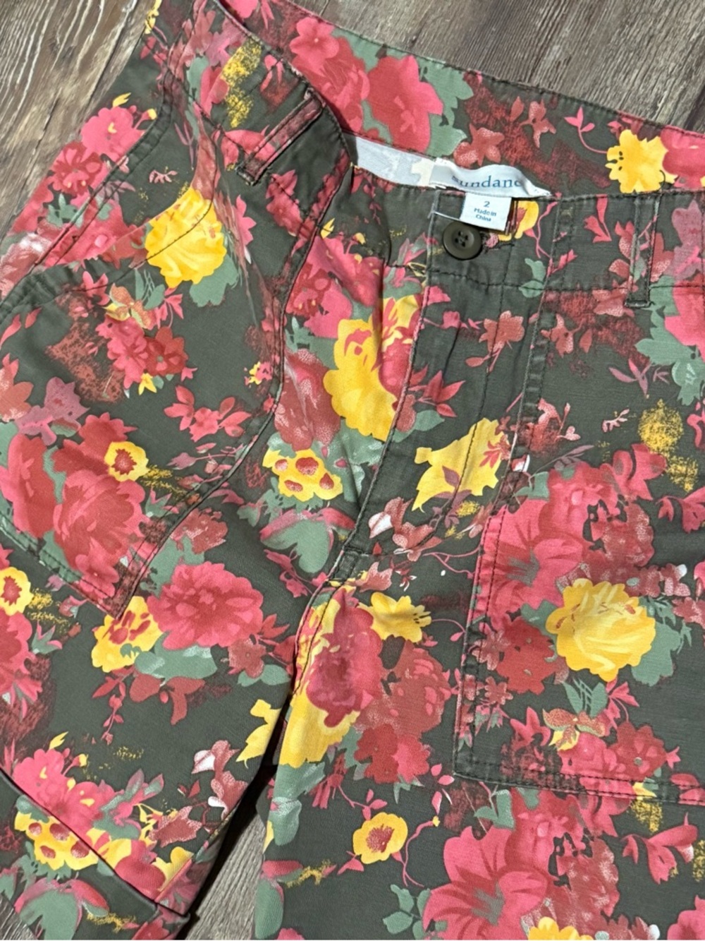 Sundance Catalog Sunny Blossom Bermuda Shorts Women's 2 Floral Utility Wear - Picture 4 of 6